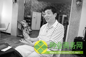 劉石與證券時(shí)報(bào)記者交流