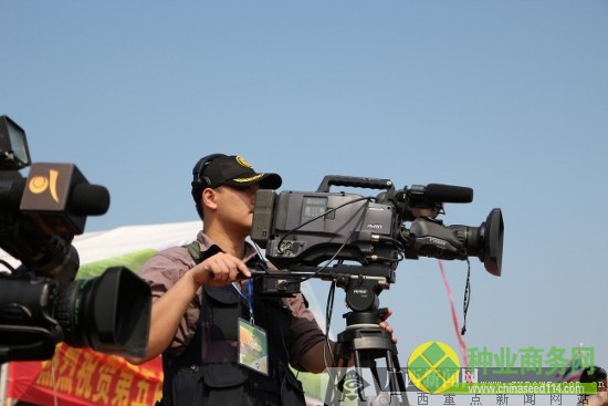 2012中國(guó)-東盟(百色)現(xiàn)代農(nóng)業(yè)展示交易會(huì)盛大開(kāi)幕