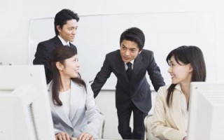 職場(chǎng)哲學(xué)：如何取代你的上司？