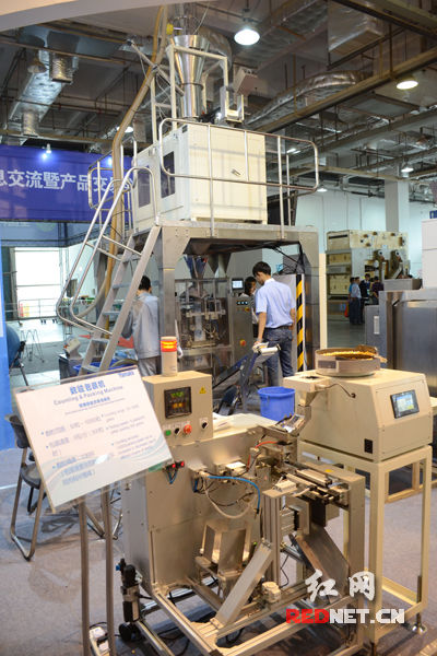 全國(guó)種子雙交會(huì)開(kāi)幕 800個(gè)新品種亮相長(zhǎng)沙