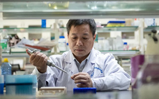 播種30年‖湯繼華：做農(nóng)業(yè)科研工作，先要把自己變成農(nóng)民！